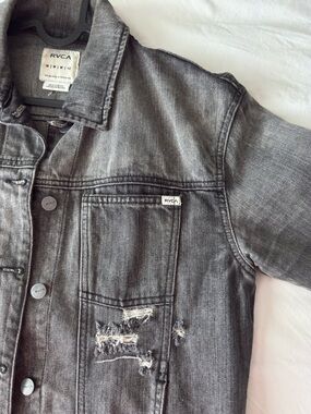 RVCA Washed Black Distressed Denim Jacket Size M Oversized Streetwear